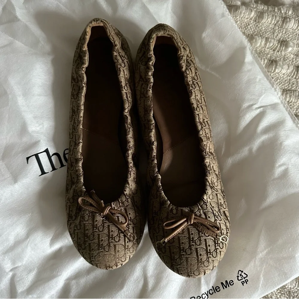 Dior Logo Flats - Picture 1 of 9